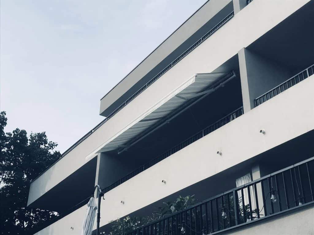 braun_arnyekolastechnika_napellenzo4